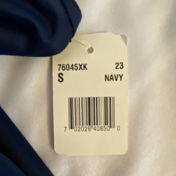 Russell Athletics Woman's Tank NWT Size Small - Picture 4 of 4